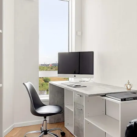 Luxury Harbour Penthouse Panoramic Views *